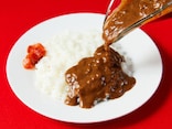24年度「レトルトカレーの売上」ランキング！2位「プロ クオリティ 中辛」、1位は？【専門家の解説も】
