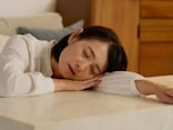 「年のせい」と自己判断は禁物！ 疲れやすさ・不調の裏に潜む「甲状腺機能低下症」とは