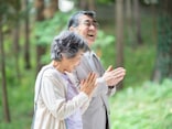 月の年金18万7000円「スーパーで品出しバイト、たまに妻と寺社仏閣巡り」69歳男性の老後生活