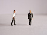 入社3日目で辞めた23歳と定年3年前に辞めた57歳の「共通点」…“退職理由”に見る会社との向き合い方