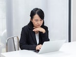 月の遺族年金15万円「家事育児介護も働きながらこなしたのに、専業主婦にモヤモヤ」64歳女性の不満