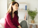 ゆうちょ銀行と金利の高い地方銀行、定期預金の利息はどのくらい違うの？【2025年10月最新】