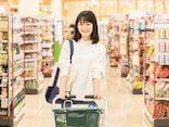 スーパーで使って食費を節約!注目の株主優待銘柄・3選