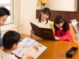 外食、ちょっと多すぎ？月2回減らすと1年でいくら浮く