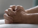 「高齢者の入居は、できれば避けたい」管理会社の本音と重い負担……孤独死リスクに現場が悲鳴