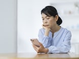 「また引っ越すと思うと仕事探しに真剣になれない」夫の年収900万円・52歳専業主婦の夫婦給与事情