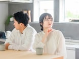 夫400万円・妻300万円「命を預かる仕事なのに、低いねのひと言で片付けられる」26歳女性の夫婦給与事情