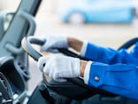 「ベテラン運転手は高年収」だったら何が悪い？ プロの経験・技術に対価が支払われない日本の盲点