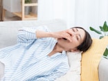 「食後は猛烈に眠い」「ランチ後がつらい」食後の眠気は糖尿病のサイン？ 受診を迷っているあなたへ