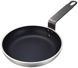  遠藤商事 TKG フライパン 19cm 板厚:4.0mm 外径×深さ(mm)199×33内径(cm)19 質量(kg)0.61 ノンスティック加工でこびりつきにくく、板厚でオーブン使用可能 業務用 アルミ製 中国 AHLAB01