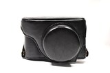  FUJIFILM X100F 専用 高級合皮レザー カメラケース ネックストラップ,クリーニングクロス付き 186_1 (ブラック)