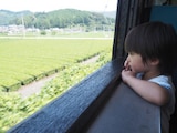 金融資産7020万円・38歳男性「電車好きの子どもにとっては夢のよう」株主優待でのお得旅体験