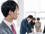 「最近どうですか？」と聞かれると脳がバグる……“心にもないこと”が言えない人は知能が高い？