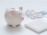 67歳です。持病があり、年金とアルバイト収入があっても生活が苦しく、どうしたらいいかわかりません