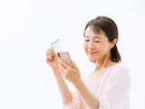 ソニー銀行の定期に2000万円「地元の銀行だと知り合いの銀行員に残高がバレてしまう」65歳女性の選択