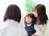 2年ぶりに都内で警報基準を超えた「手足口病」、主な症状・潜伏期間・適切な予防法
