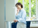 Q. 冷蔵庫からずっと「ジー」という音がしています。真夏だけ大きくなるのですが普通ですか？