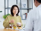 世帯年収2400万円「パートのくせにと言われた」夫の会社で働く54歳女性の夫婦給与事情