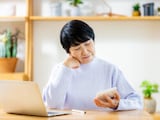 オルカンに月10万円「手元のお金が不足して、成長投資枠を売却した」55歳女性の積立投資