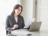 定期預金も個人向け国債も金利・年2％超が登場！100万円ならどこに預ける？ 元銀行員が解説