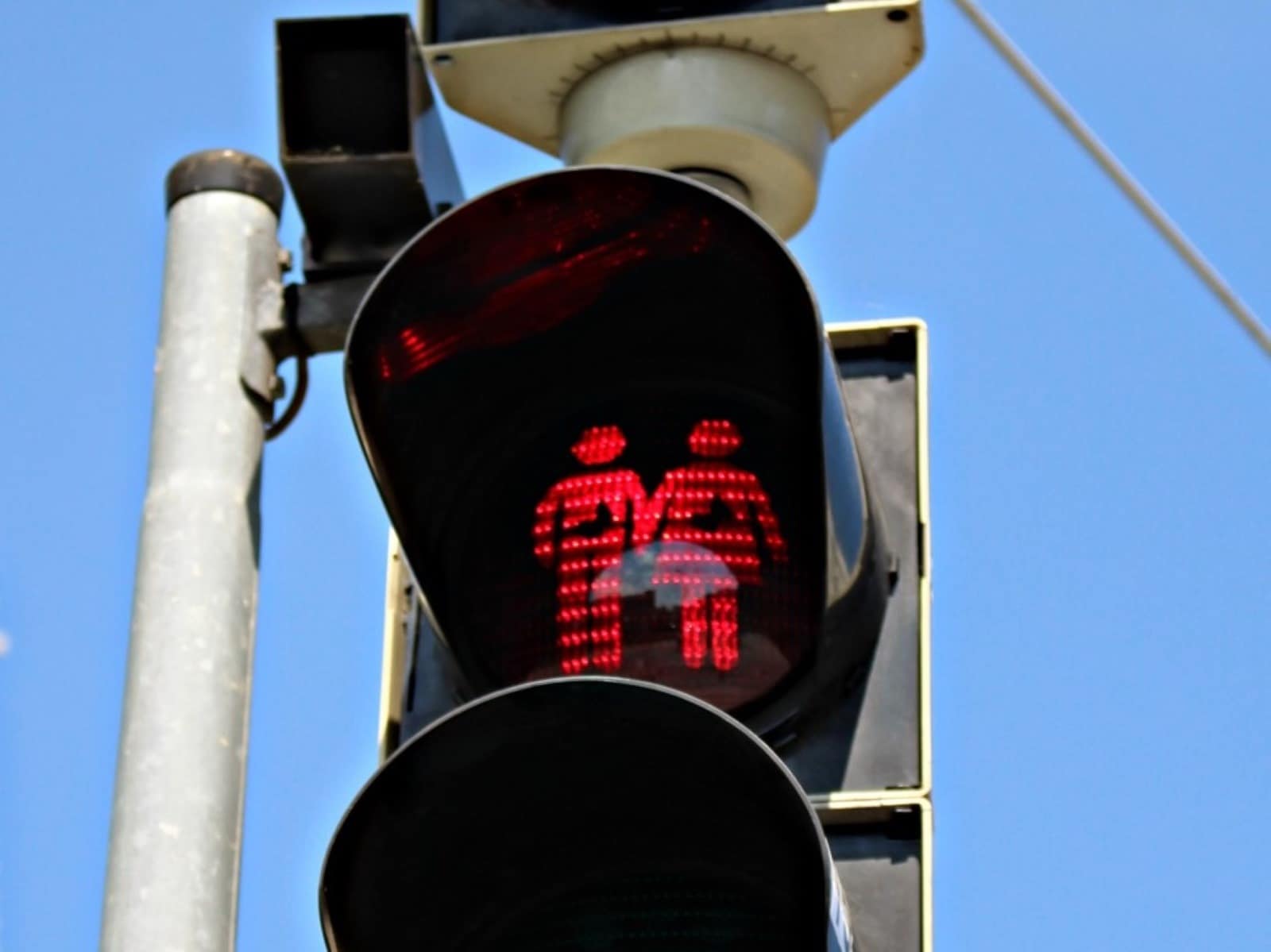 ヘテロカップルの赤信号