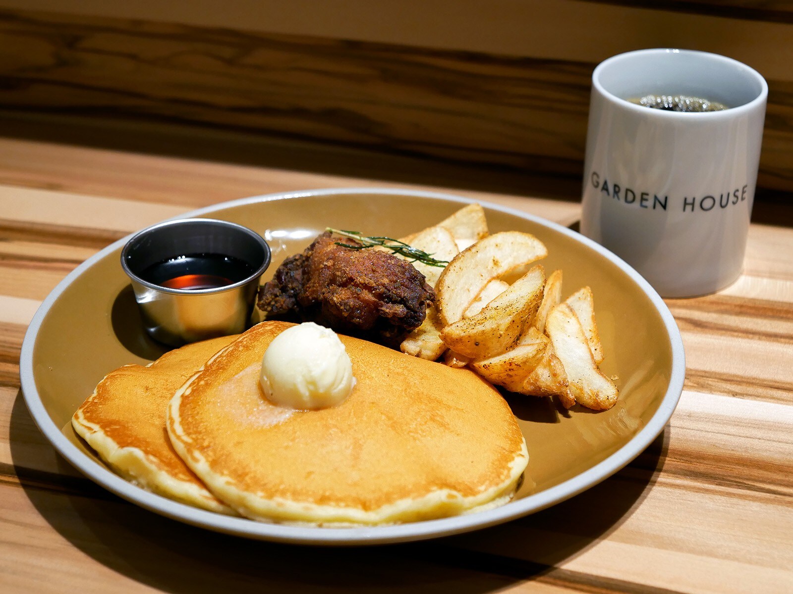 パンケーキ 鎌倉ビール 全64通りから選べるランチも ガーデンハウス ヨコハマ がオープン All About News