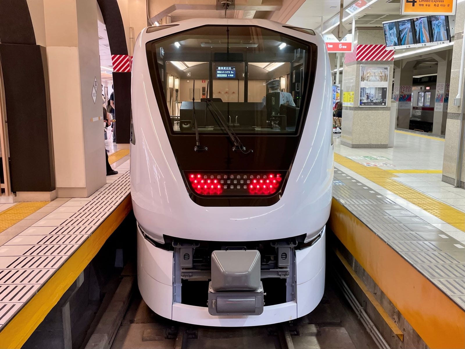 2023年夏にデビューした東武鉄道「スペーシアＸ」。浅草から日光に向かう