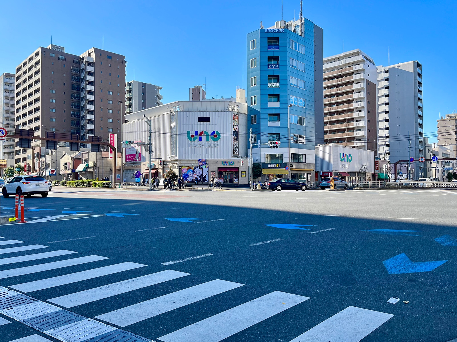 三ノ輪駅前