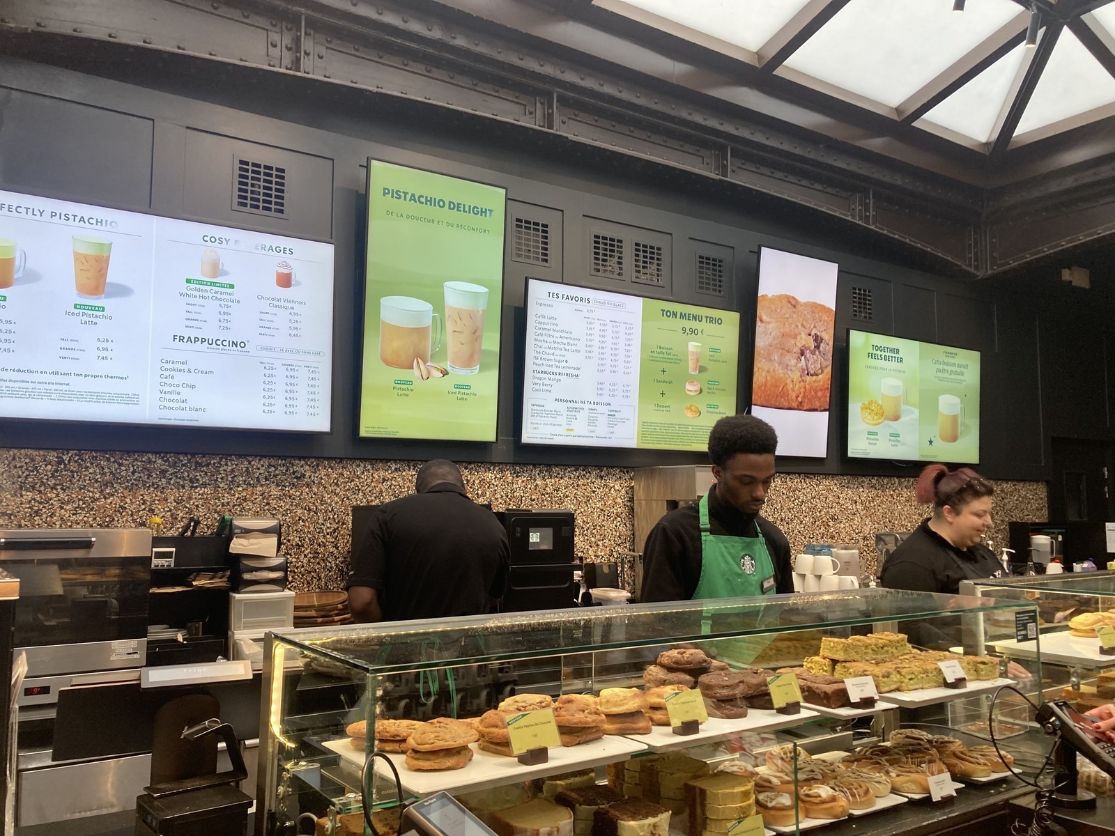 スタバのカウンター