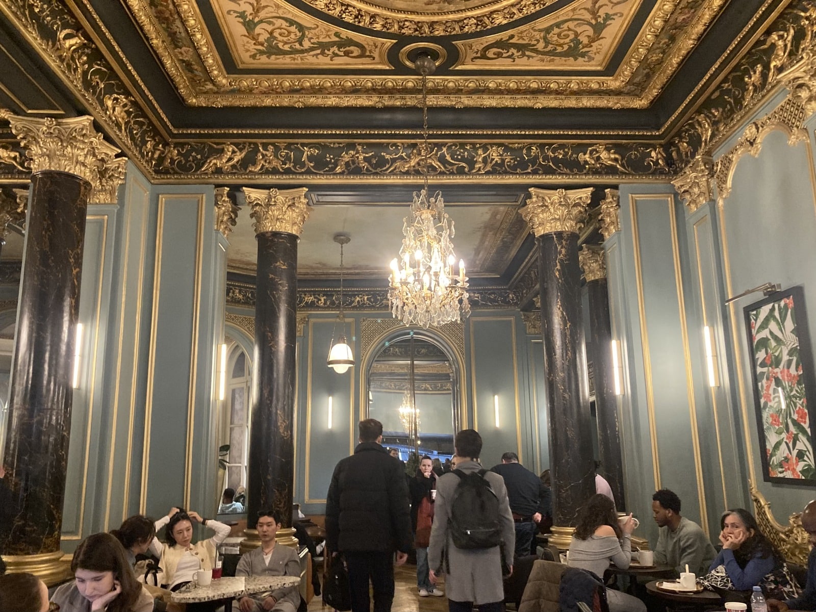 スターバックス・パリオペラ店