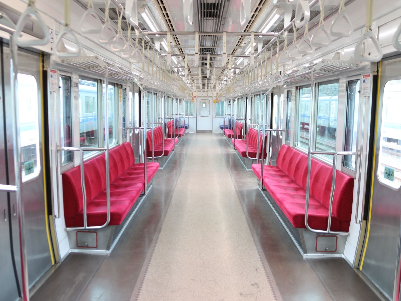 車内