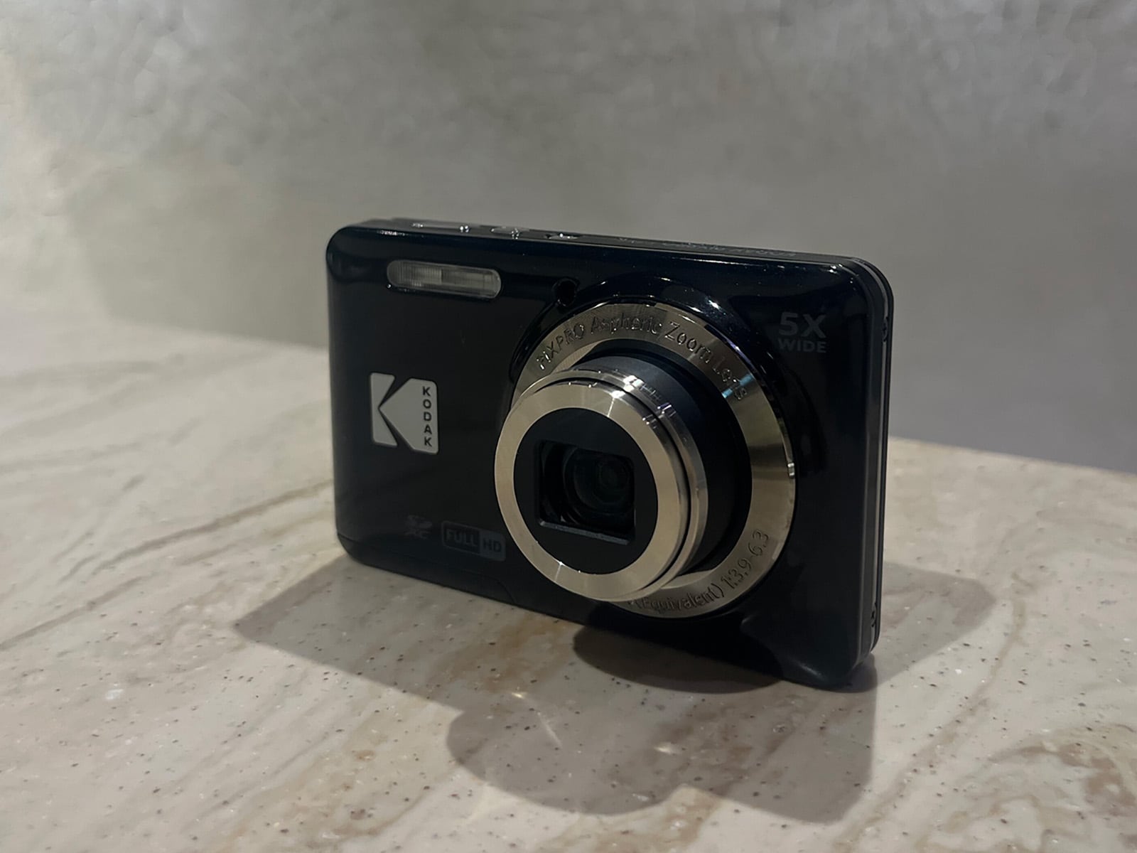 KODAK「デジタルカメラ」。編集部メンバー・Hが「買ってよかった」と思った理由とは?