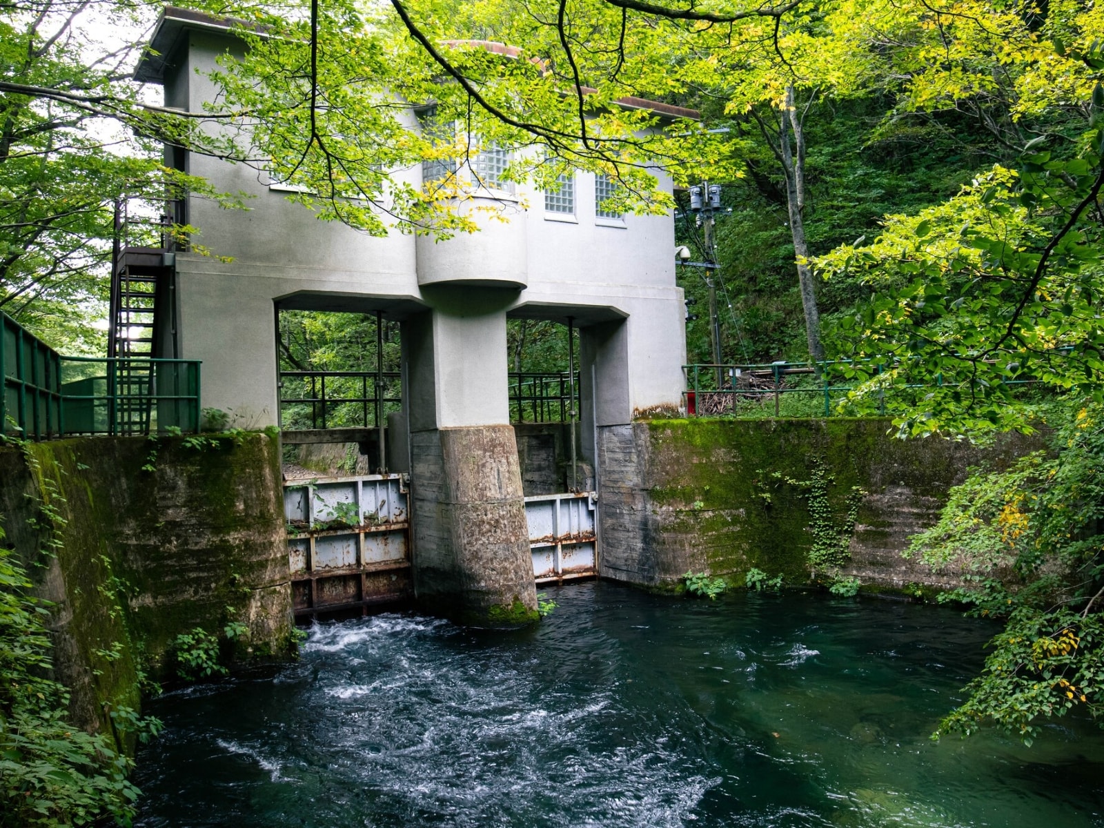 「夏に行きたい青森県の穴場秘境」ランキング