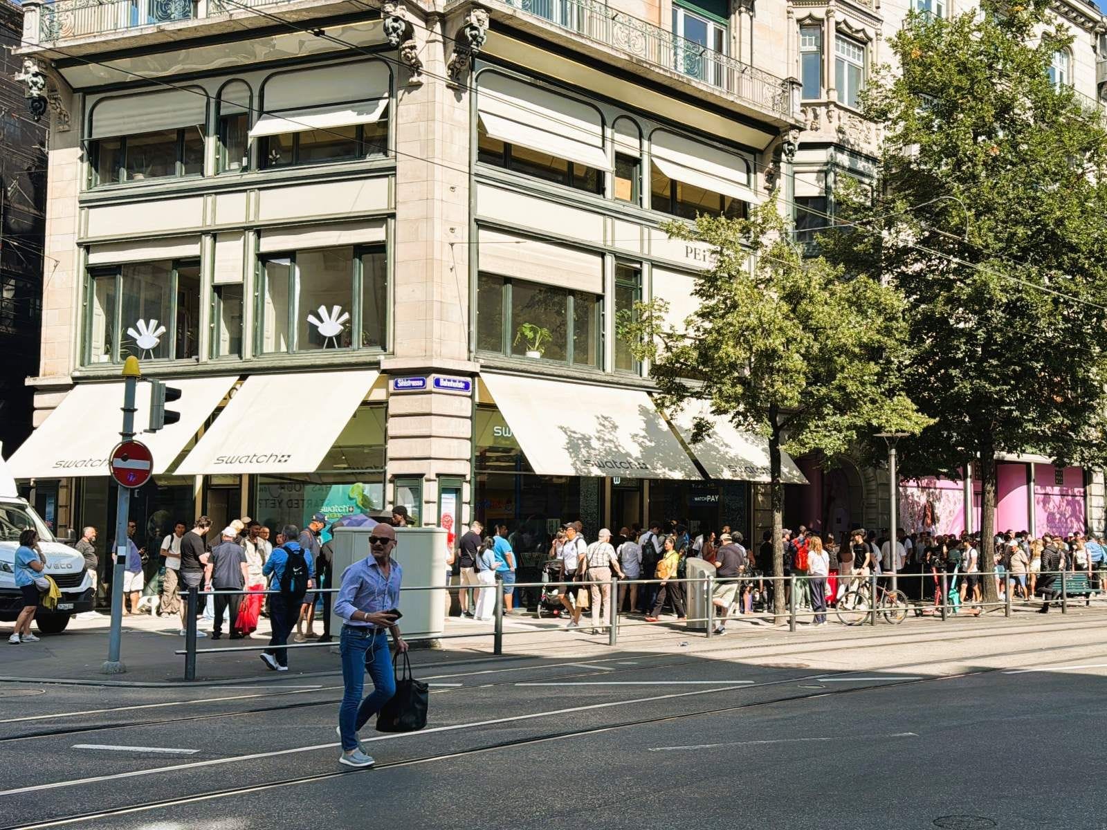 スウォッチのチューリヒ路面店（画像は筆者撮影）