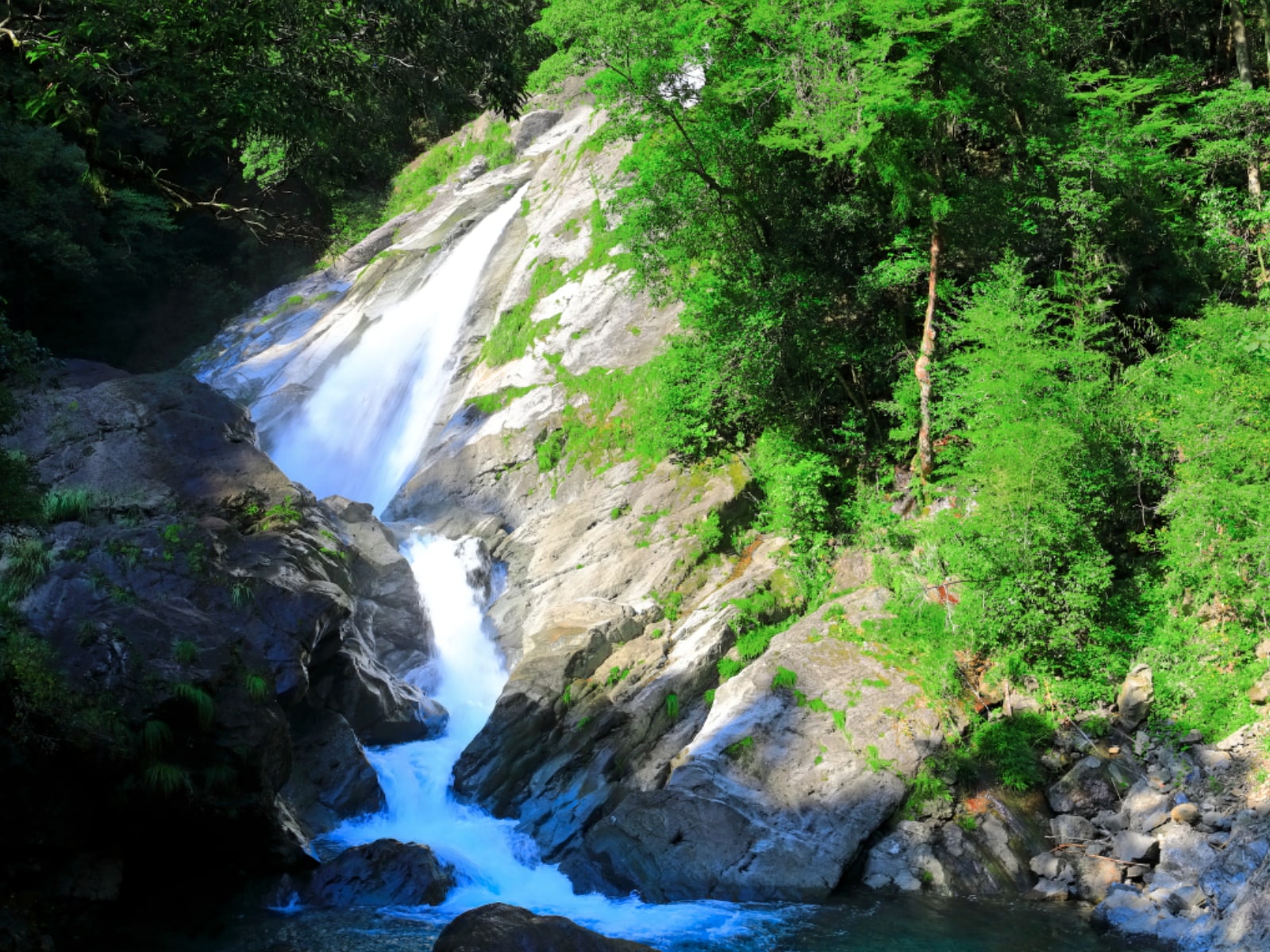 「中国・四国地方の滝」ランキング