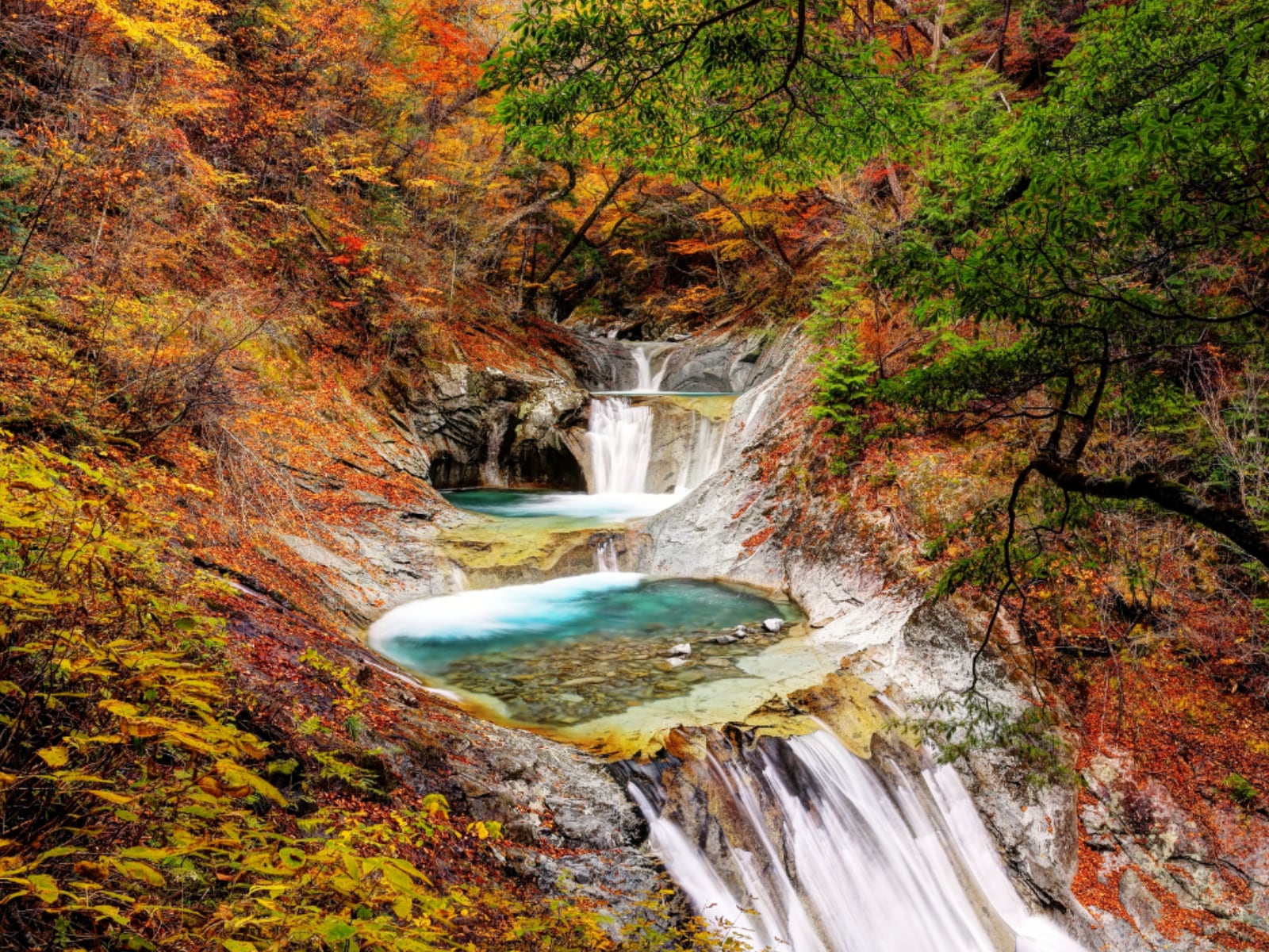 「秋に行きたい山梨県の穴場秘境」ランキング