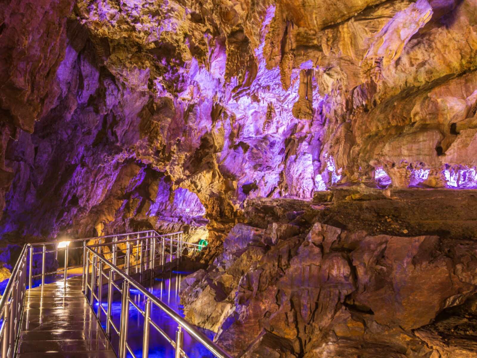 「秋に行きたい岐阜県の穴場秘境」ランキング