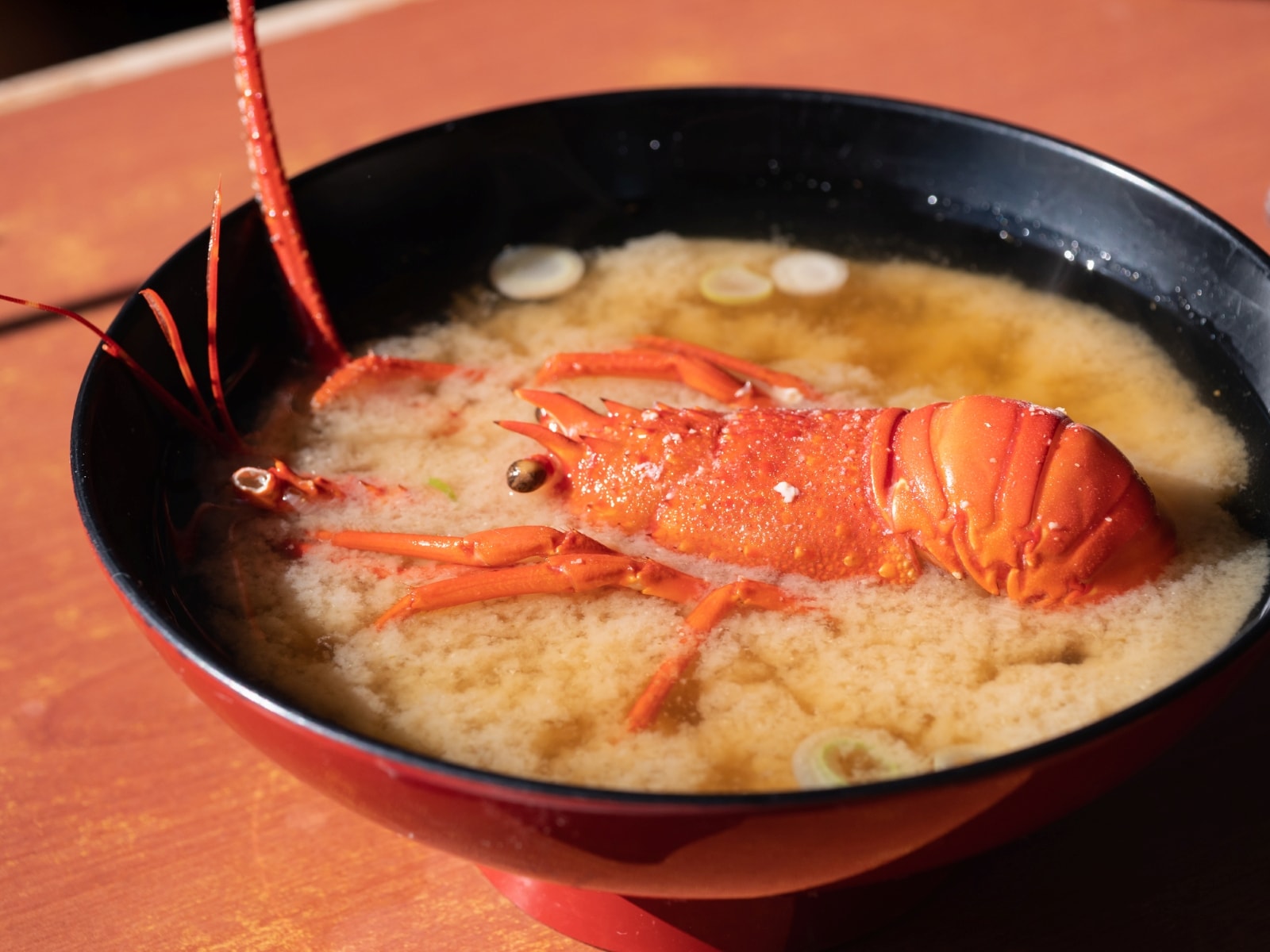 ふんだんな海の幸で知られる