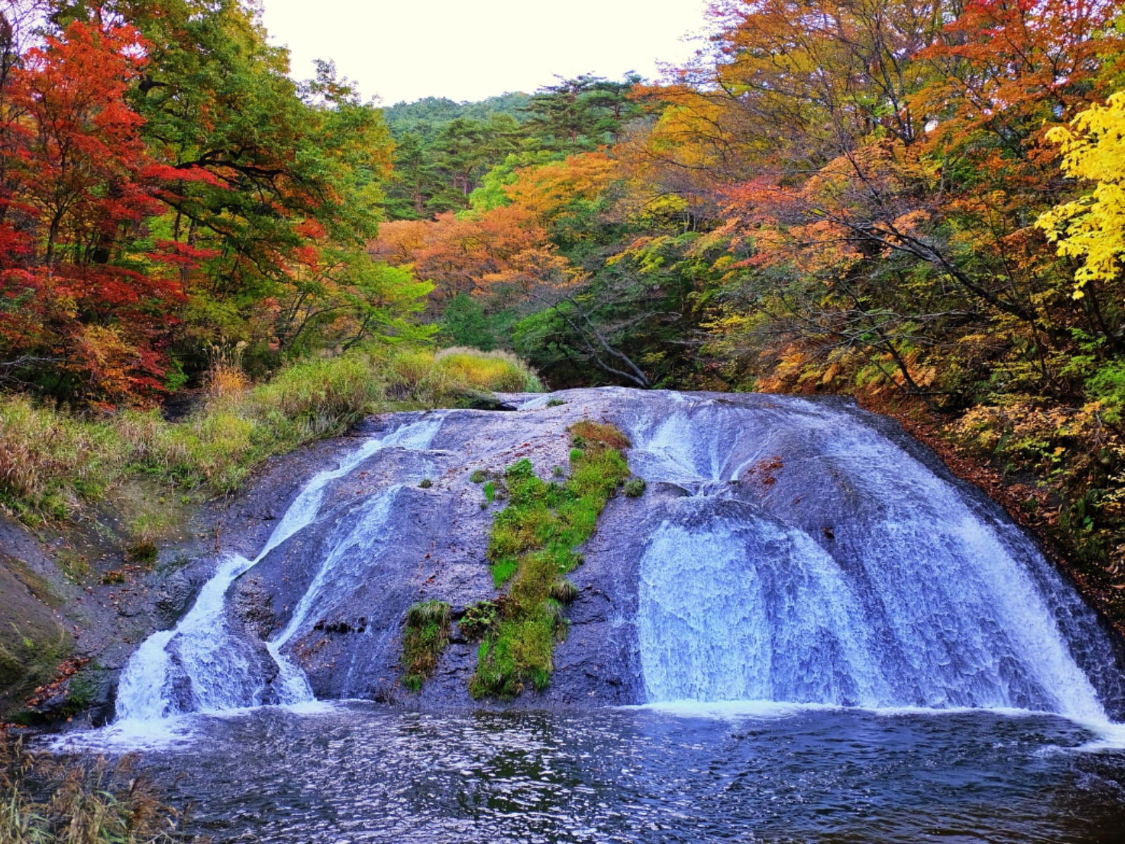 岩手県で「秋に行きたい滝」ランキングの画像