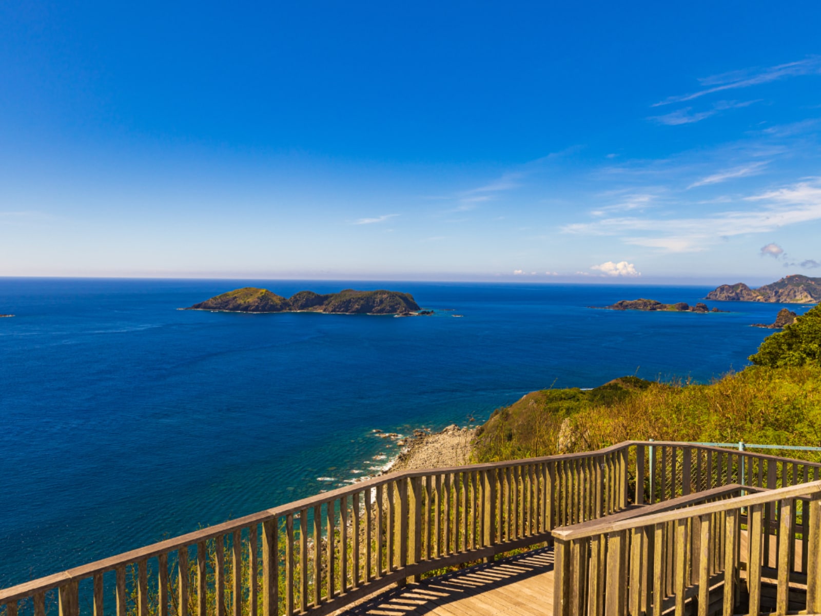 「好き&行ってみたい東京都・離島エリア（伊豆諸島・小笠原諸島）の絶景スポット」ランキング