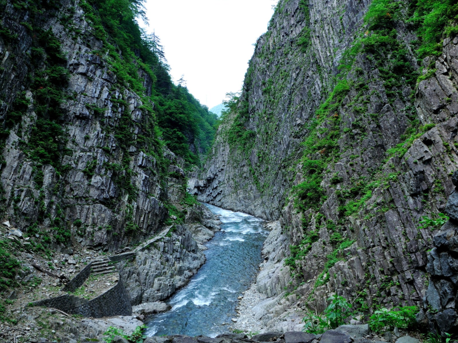 「長期休暇に行きたい『新潟県の穴場秘境』」ランキング