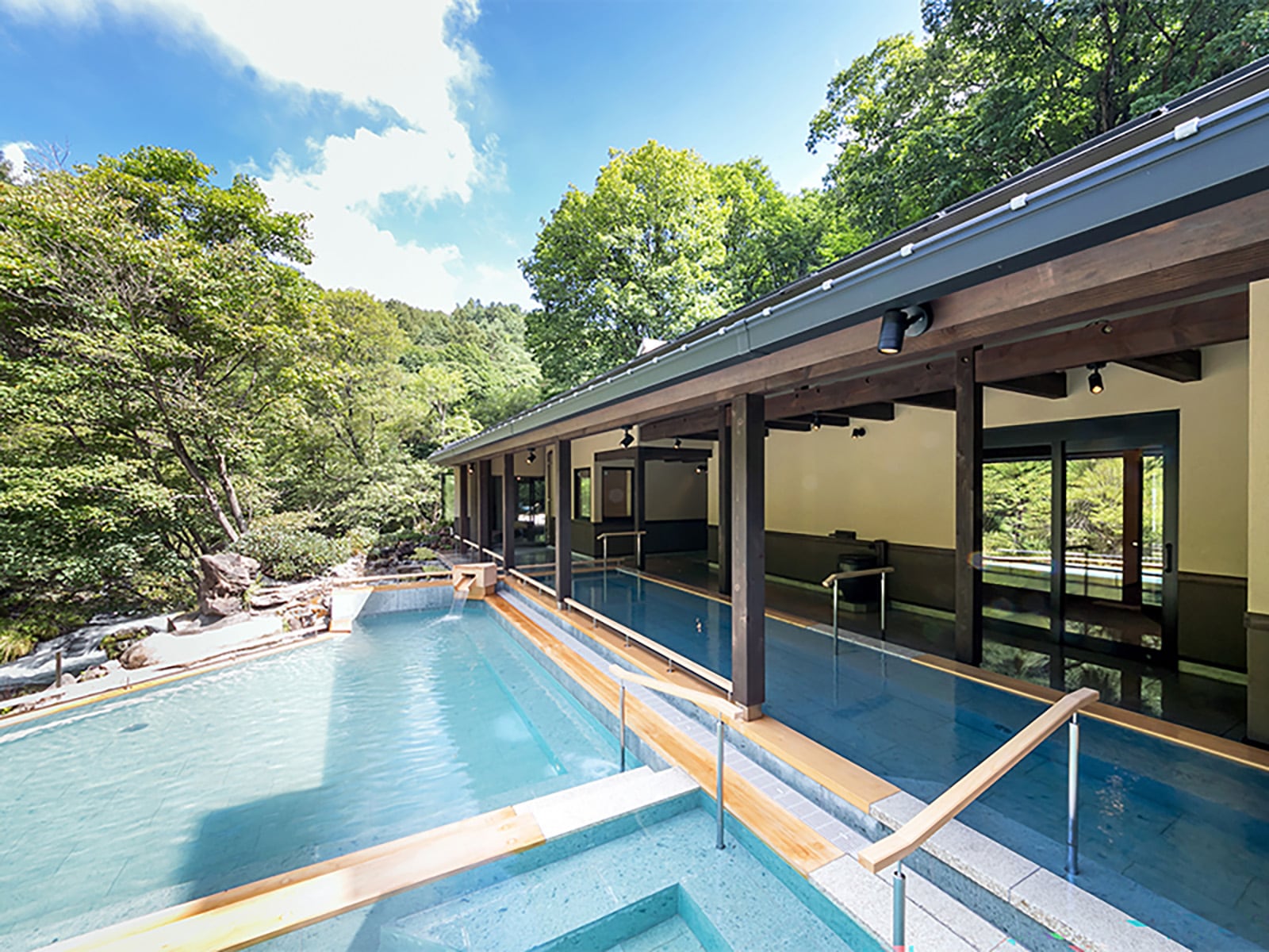 蓼科温泉 蓼科グランドホテル滝の湯