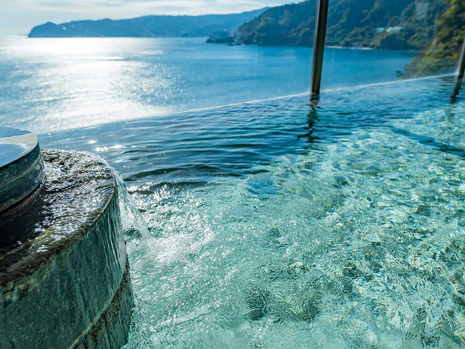 ホテルニューアカオ