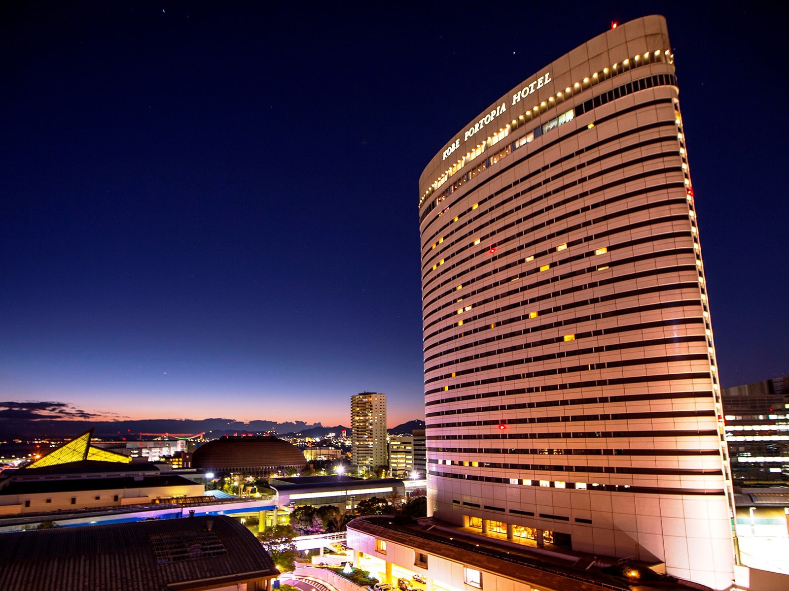 神戸ポートピアホテル