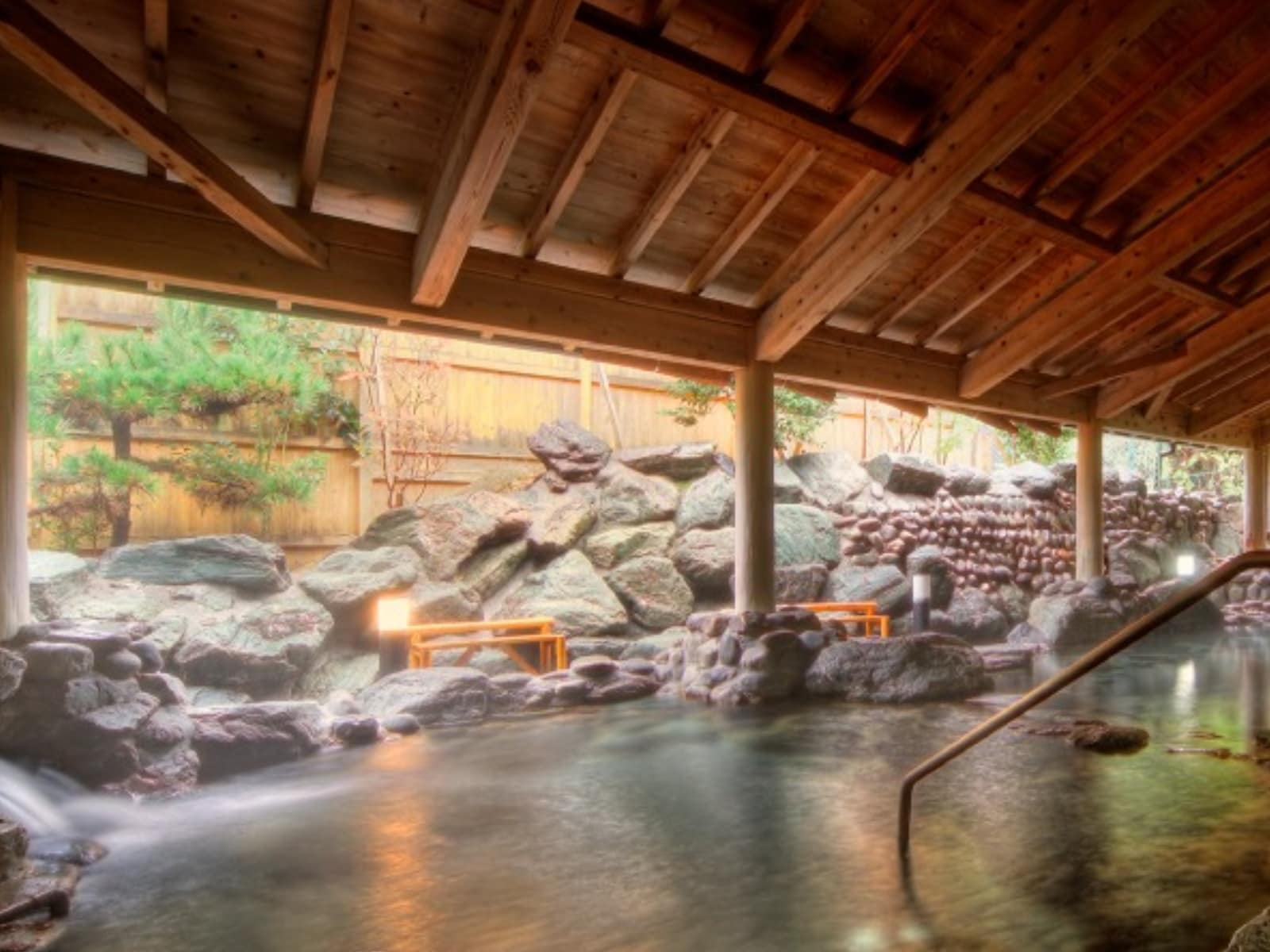 「昭和レトロな温泉銭湯 玉川温泉」公式Webサイトより