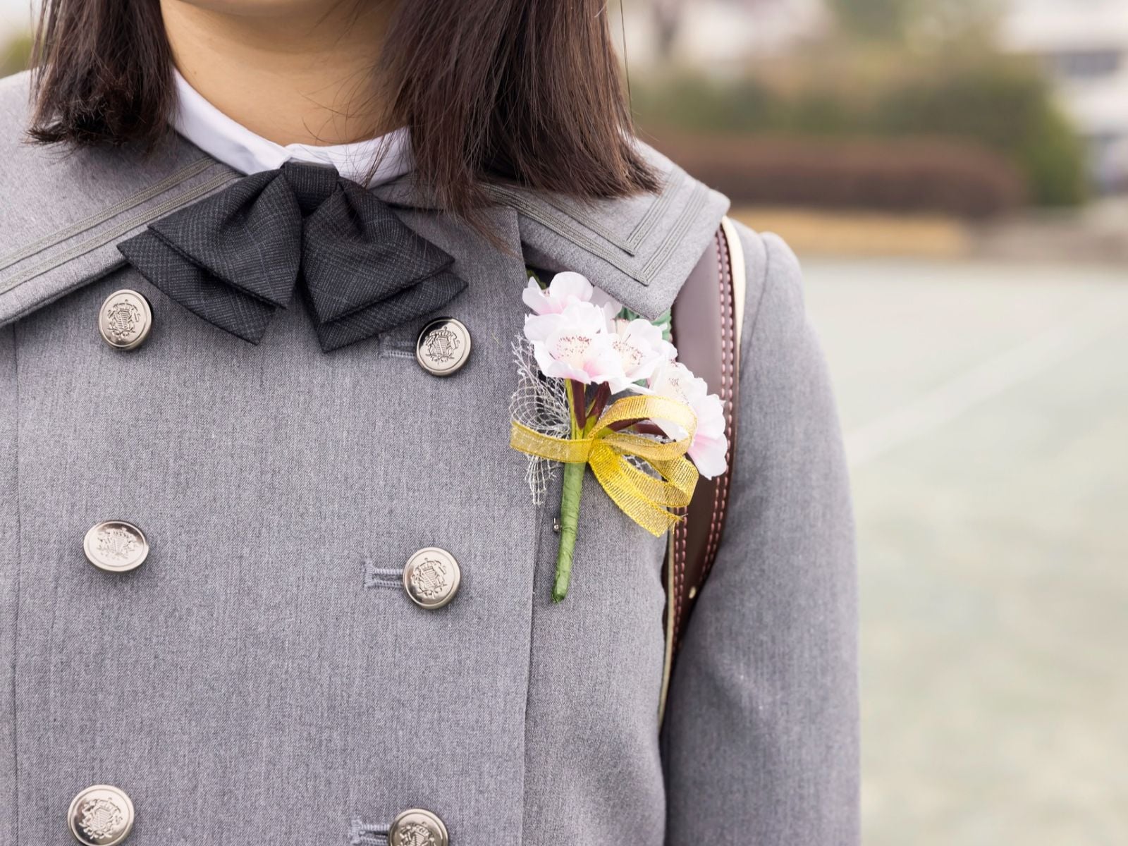 PTAに入らないと子どもに卒業式のコサージュをあげない？