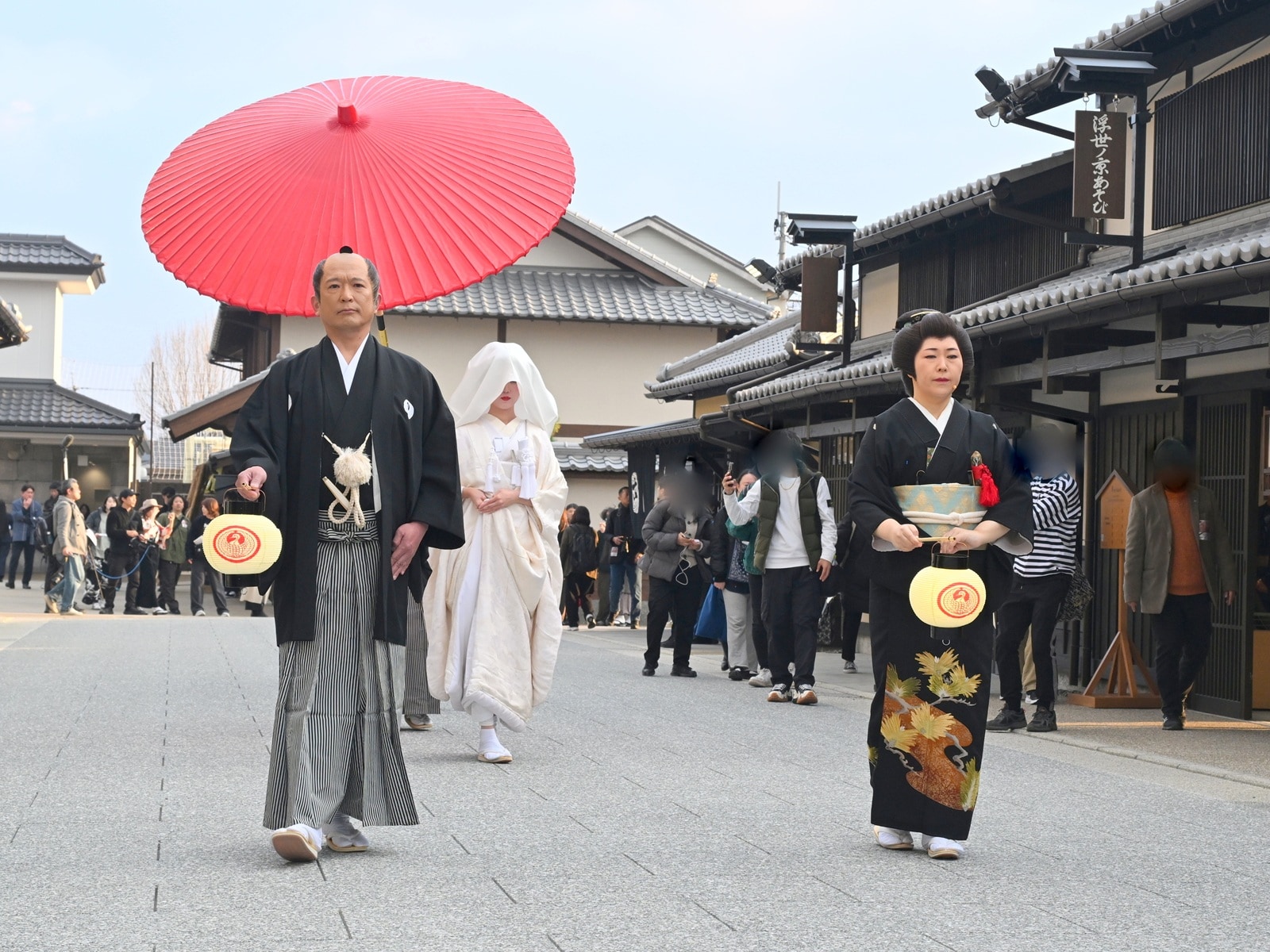 看板ショーの「360°リアルタイムドラマ」、演目は随時変わる（筆者撮影）