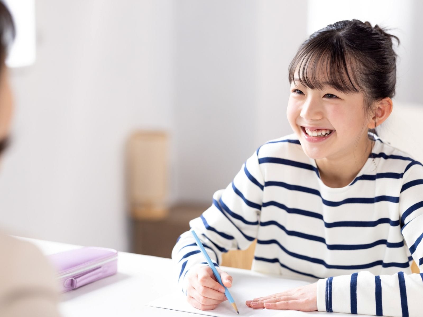 志望校のレベルに合わせた“最強テキスト”の選び方を現役のプロ家庭教師に聞いた（画像出典：PIXTA）