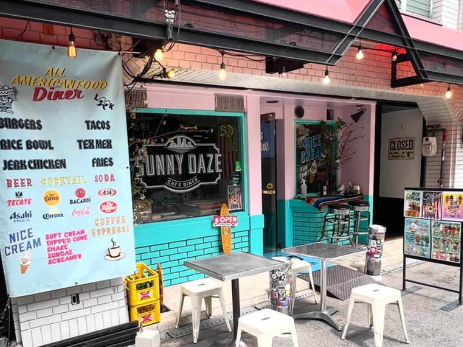 SUNNY DAZE cafe diner
