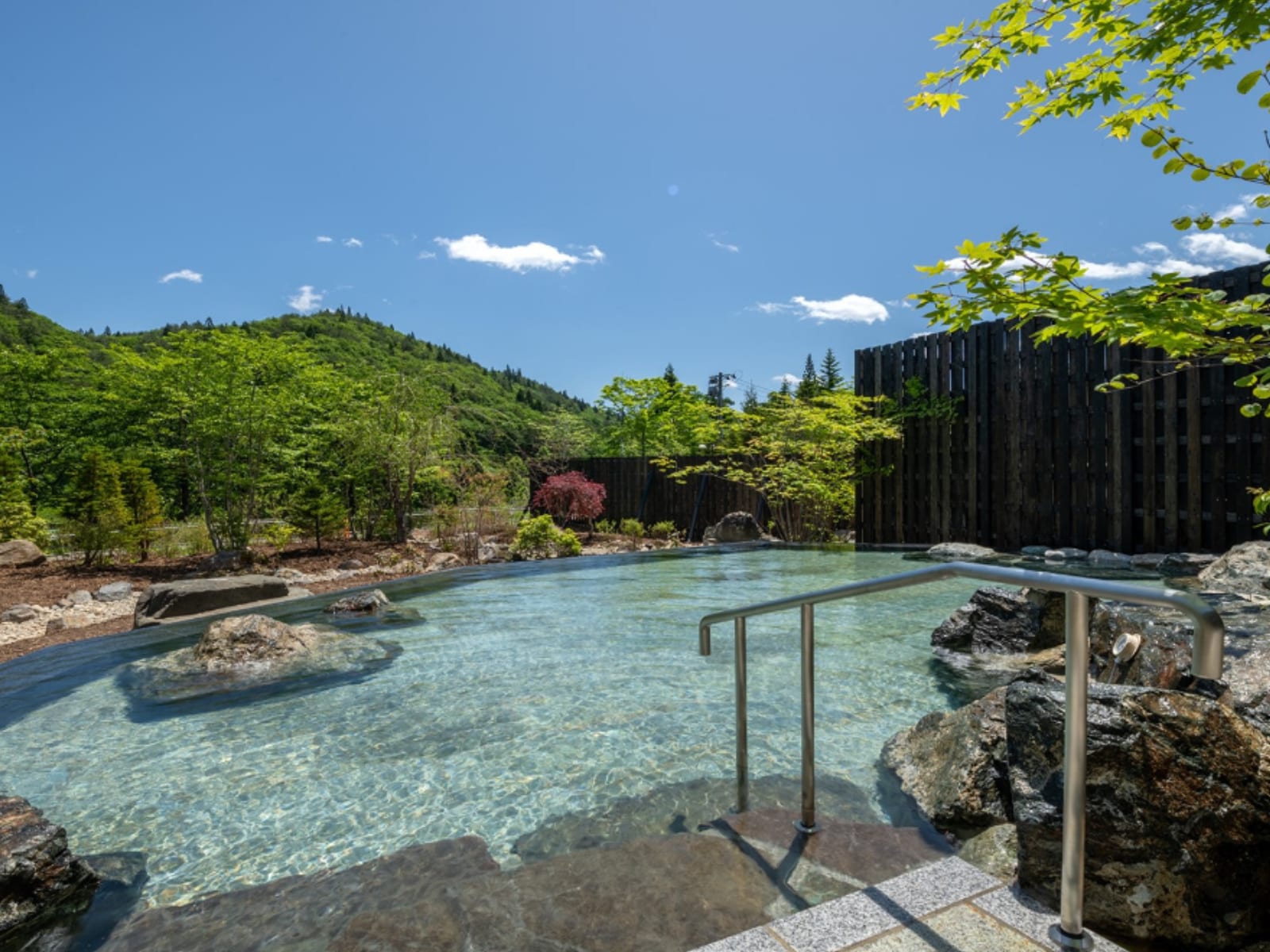 「山の神温泉 なごみの湯」公式Webサイトより